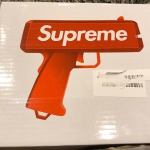 Supreme money gun